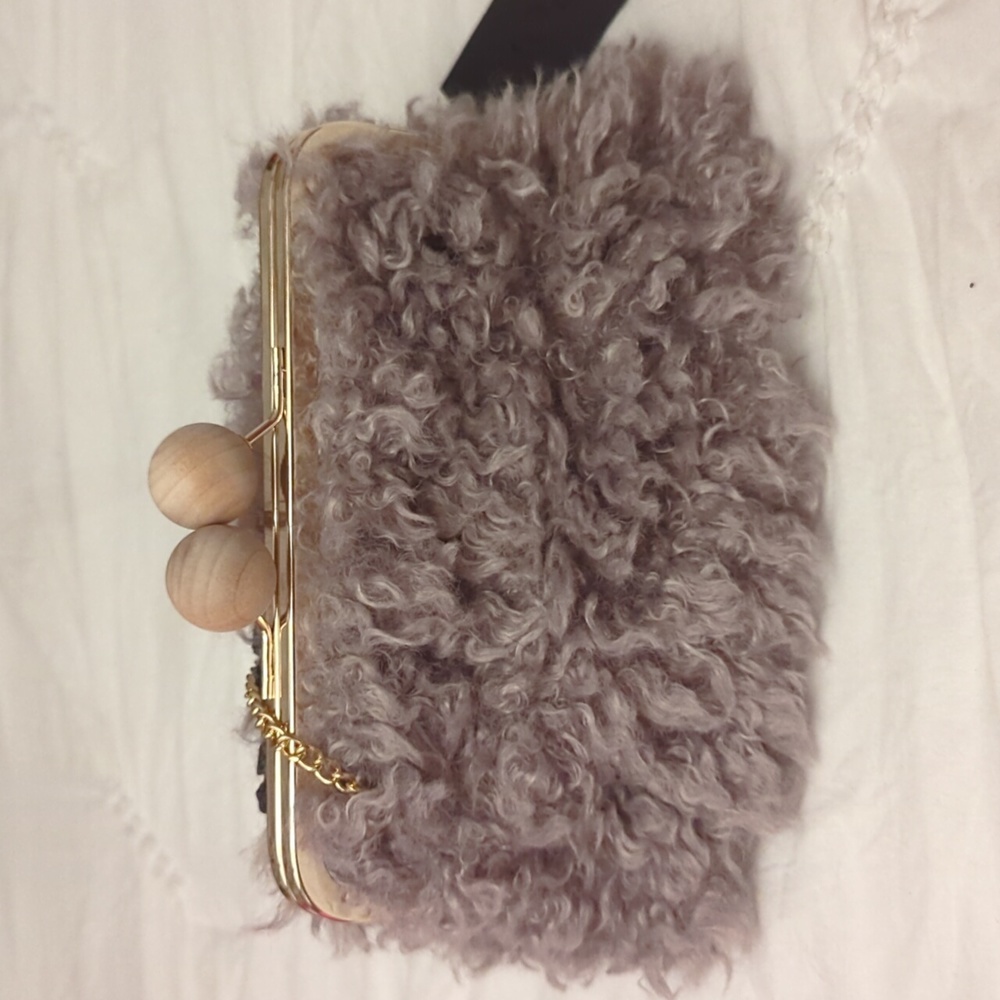 NWT UN Billion Gama Pouch Shaggy Fur Gray Clutch Handbag - Picture 3 of 7